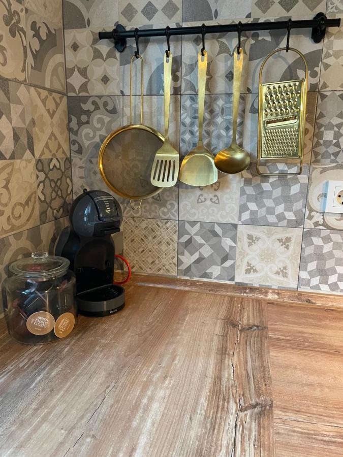 Penthouse Damjan Apartment Banjol Exterior photo